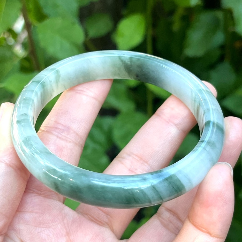 60.5mm inner diameter Tianshan jade bangle 1462 - Picture 3 of 7